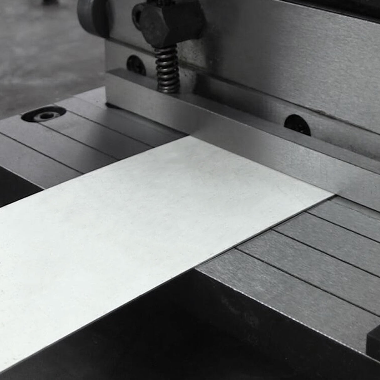3-IN-1 Shearing, Bending and Rolling Machine 3-IN-1/8, 200mm Compact Sheet Metal Fabricator for Home Workshops & Hobbyists
