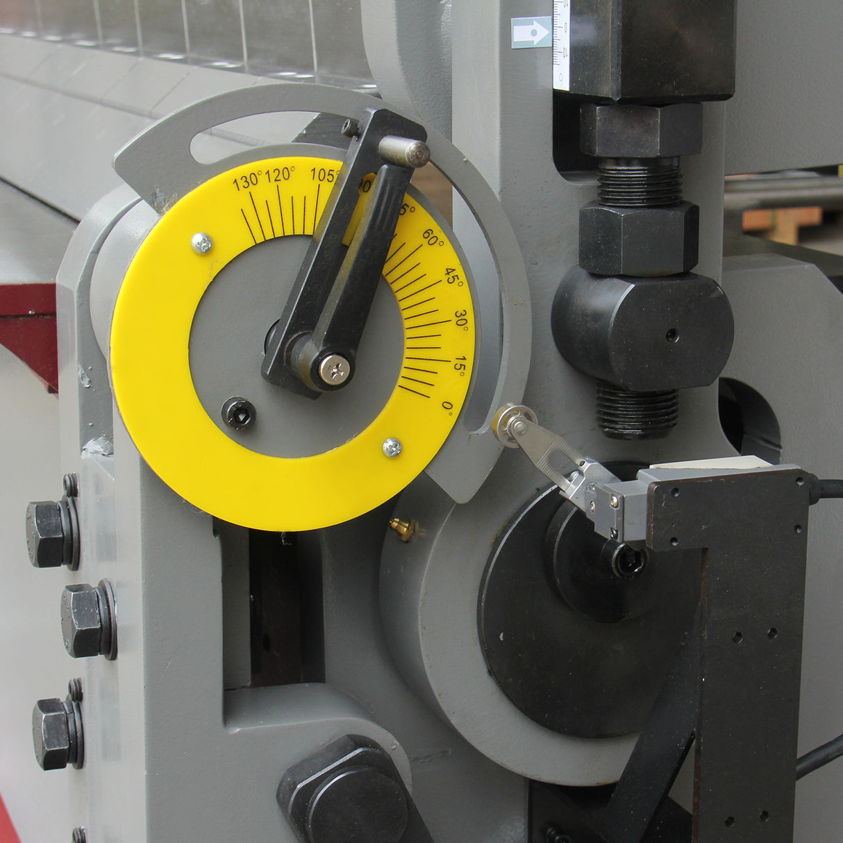 KANG Industrial HW-9610 Hydraulic Pan Brake, 2440x3.5 mm Mild Steel Plate Folding, Pan Brake Folder, 415V Power