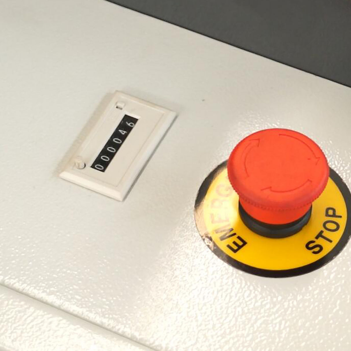 KANG INDUSTRIAL Q11-4911 Eectric Sheet Metal Shearing Machine, Guillotine Shear for 3*1250mm Sheet Metal Plate