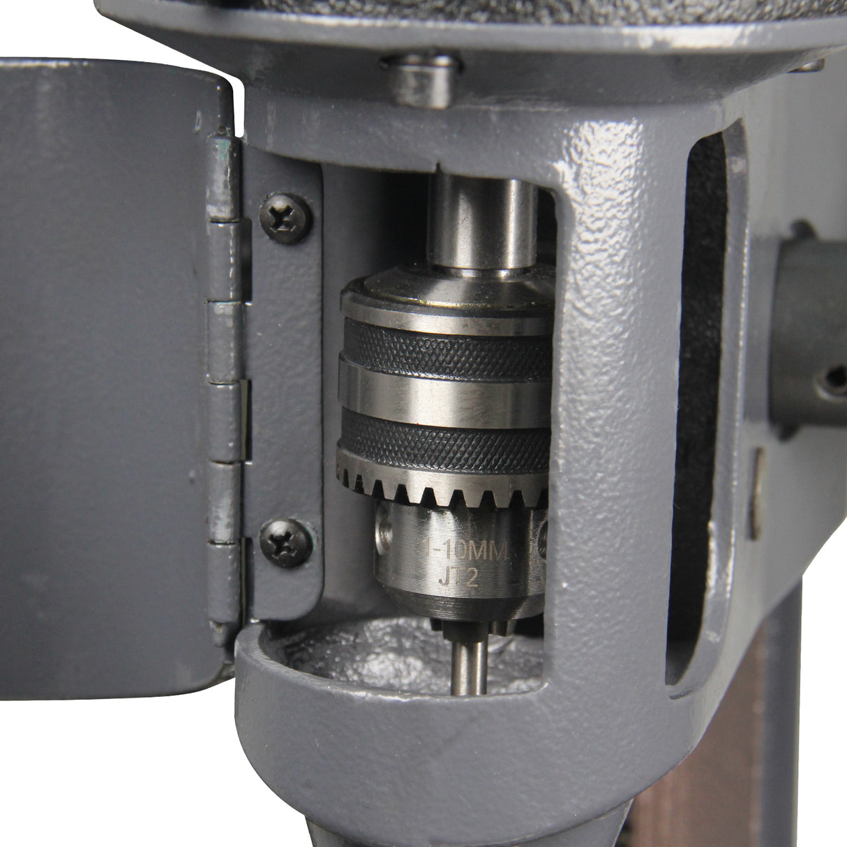 Dovetailed column ensures smooth and precise movement during operation